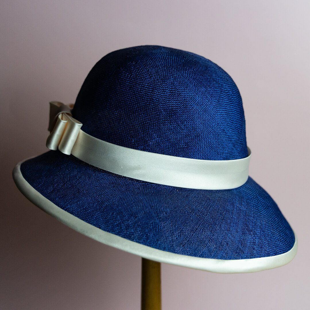 IMMERHUT Glockenhut Anmut